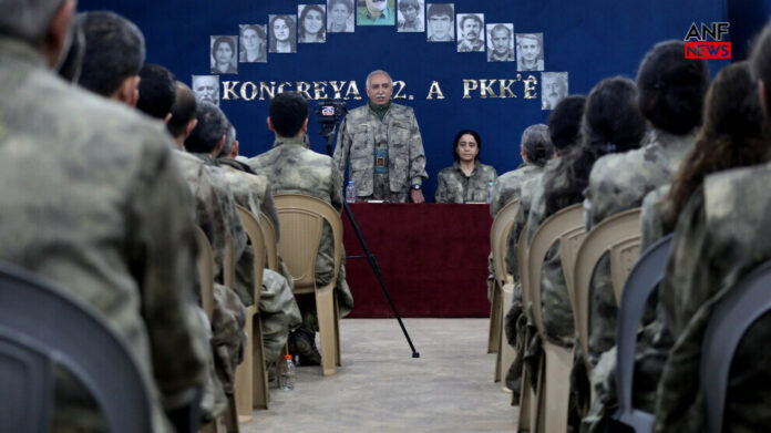 Pour que la décision de mettre fin à la lutte armée devienne effective, la Turquie doit nécessairement procéder à des réformes législatives, déclare Murat Karayilan, membre du Comité exécutif du PKK, lors de son discours d'ouverture du 12e congrès de l’organisation.