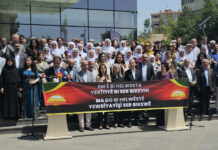 Mehmet Kamaç : « L’Initiative pour l’unité démocratique entend être un toit commun pour tous les peuples » L’Initiative pour l’unité démocratique, officiellement lancée le 11 mai, se donne pour mission de rassembler les Kurdes et les autres communautés de la région du Kurdistan du Nord sous une même bannière, en faveur de la justice sociale, de la liberté et de la démocratie.